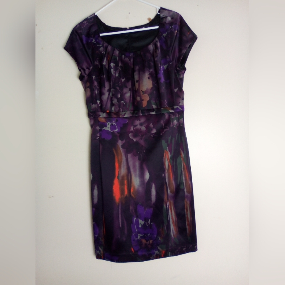 TAHARI Purple Patterned Dress SIZE 6 - Picture 4 of 8